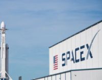 SpaceX почала виробляти антисептики та захисні щитки для медиків