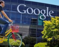 Google вдвое урезал расходы на рекламу и полностью прекратил нанимать сотрудников